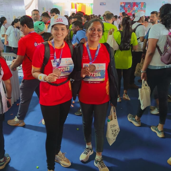 Ms. Fatima Martins and Ms. Muskan Bohra ran the Tata Mumbai Marathon 2024 for Ujaas